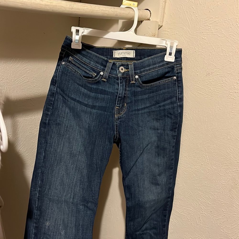 Blue skinny jeans Yummie size 26